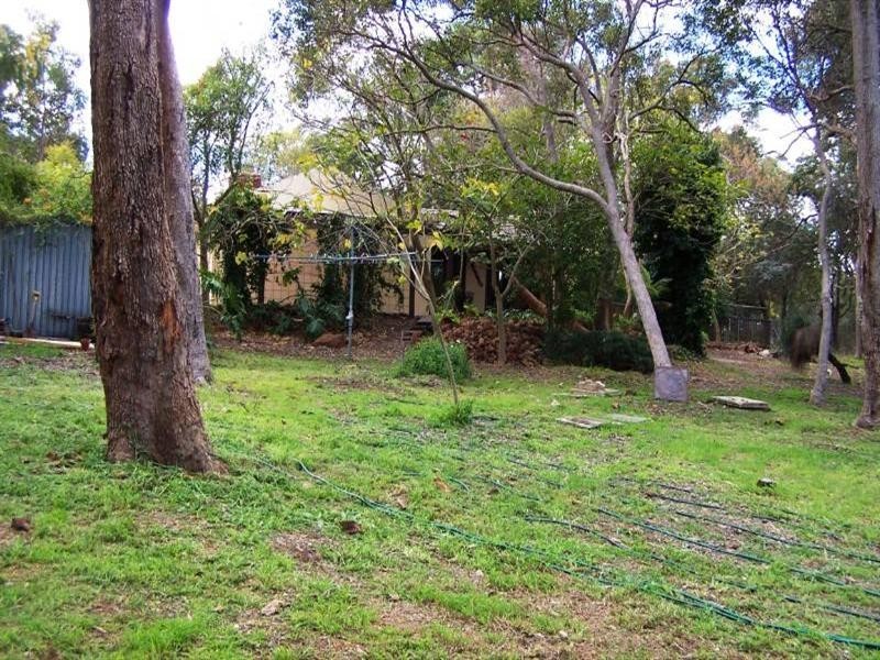 14 Goodall Street, Lesmurdie WA 6076