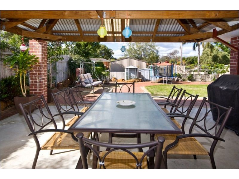 11 Orange Valley Road, Kalamunda WA 6076