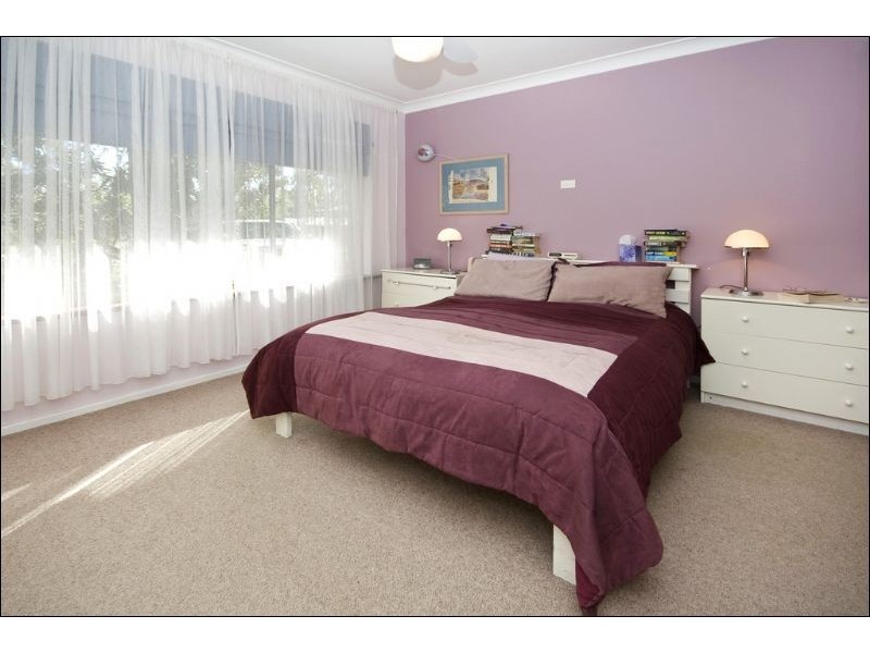 1 Booligal Street, Lesmurdie WA 6076