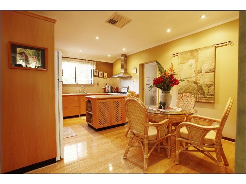 35 West Terrace, Maida Vale WA 6057
