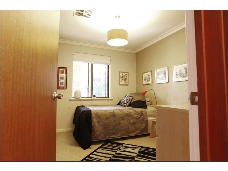 35 West Terrace, Maida Vale WA 6057