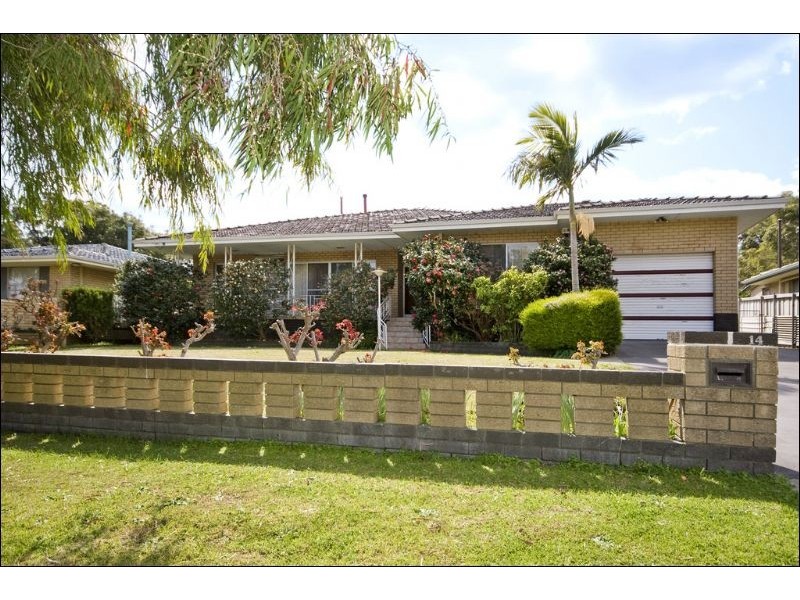 14 Blamire Road, Kalamunda WA 6076
