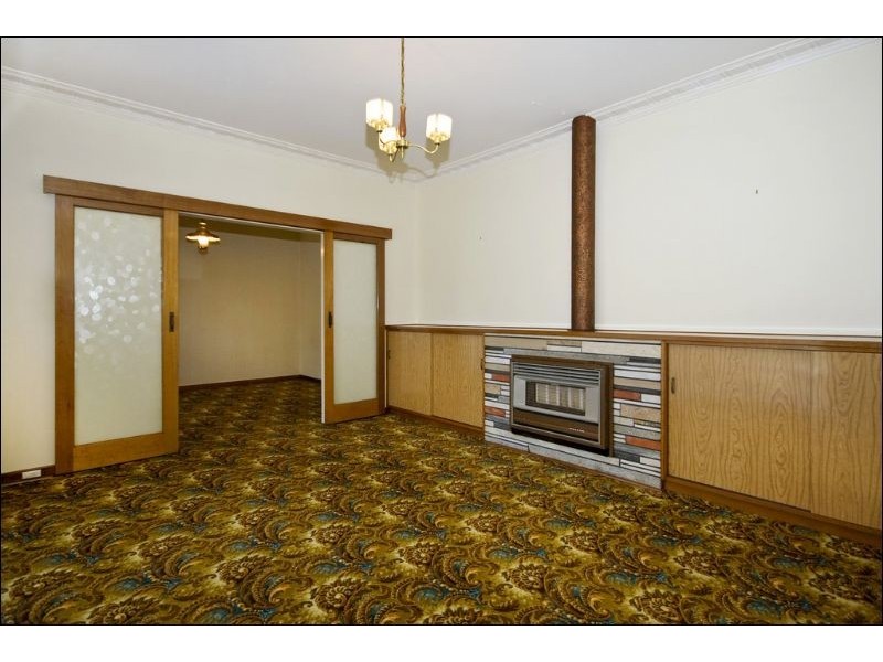 14 Blamire Road, Kalamunda WA 6076