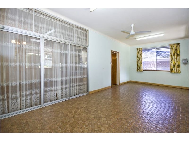 14 Blamire Road, Kalamunda WA 6076