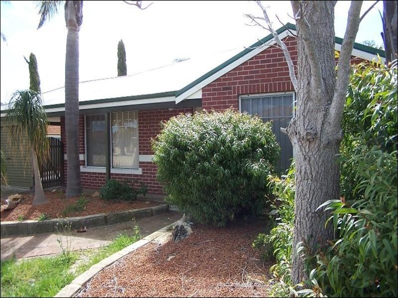 8 Munday Road, High Wycombe WA 6057