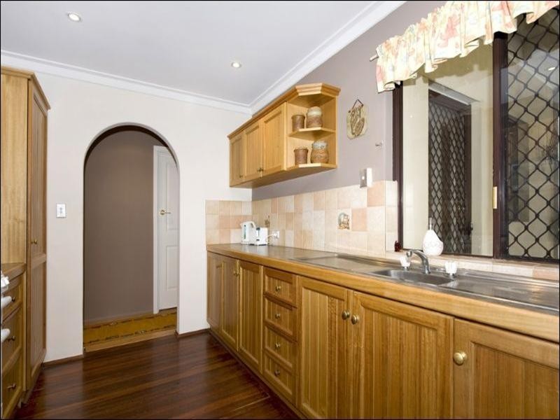 5 Guppy Road, Kalamunda WA 6076