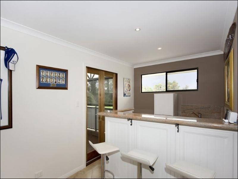 5 Guppy Road, Kalamunda WA 6076