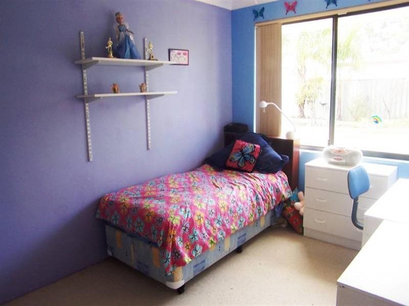 48 Cedar Way, Forrestfield WA 6058