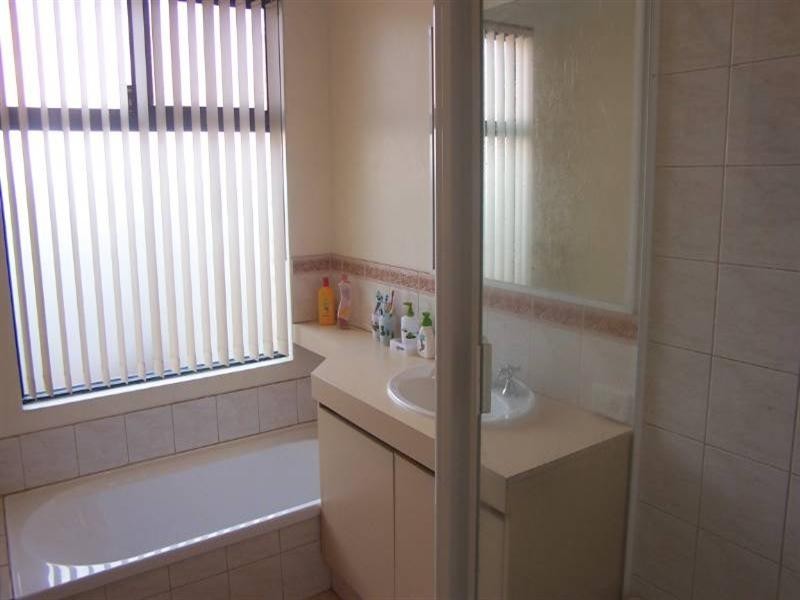 48 Cedar Way, Forrestfield WA 6058