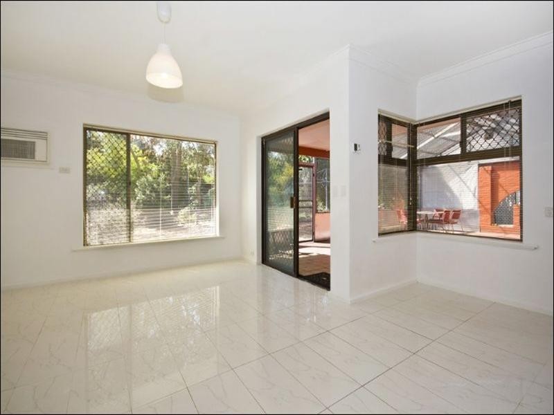 64 Cotherstone Road, Kalamunda WA 6076