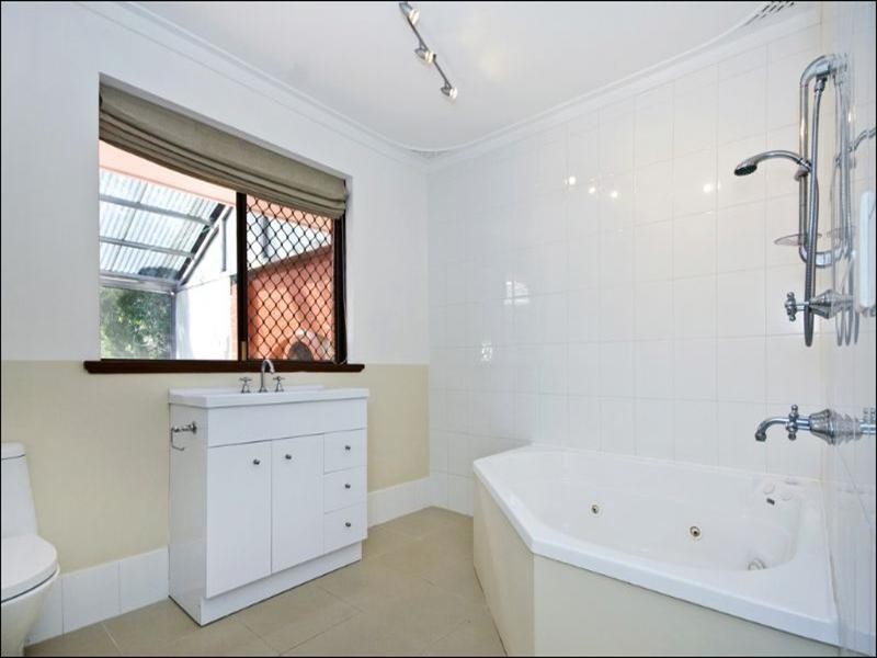 64 Cotherstone Road, Kalamunda WA 6076