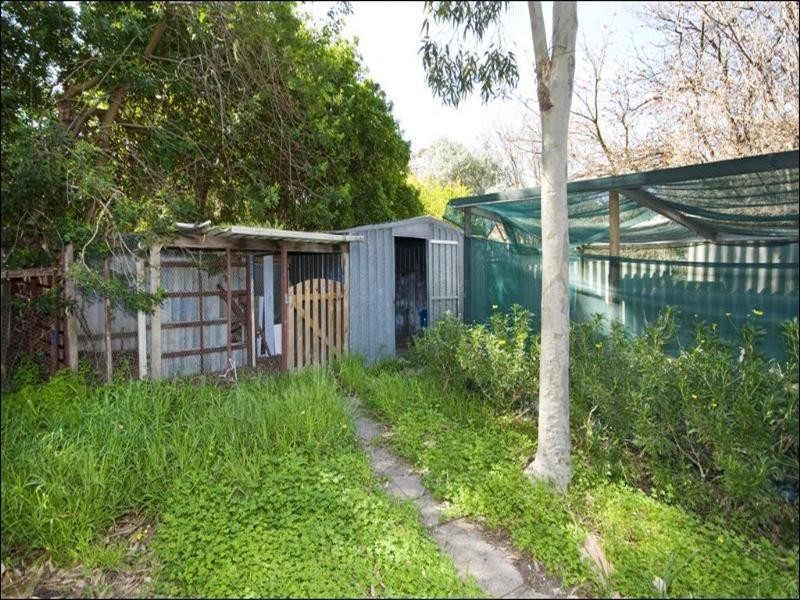 64 Cotherstone Road, Kalamunda WA 6076