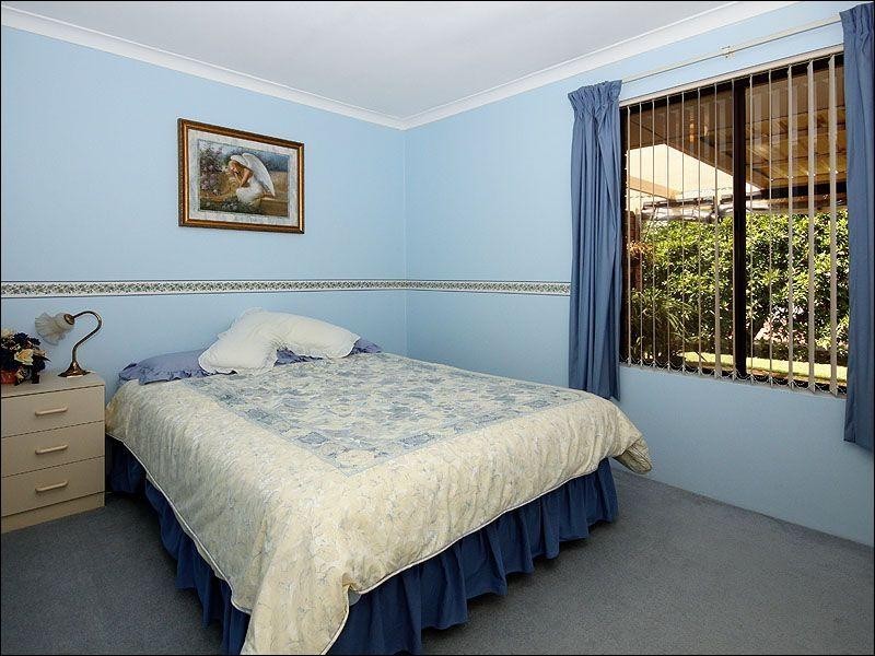 14 Broula Road, Kalamunda WA 6076