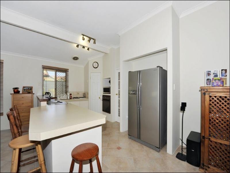 3 David Street, Maida Vale WA 6057