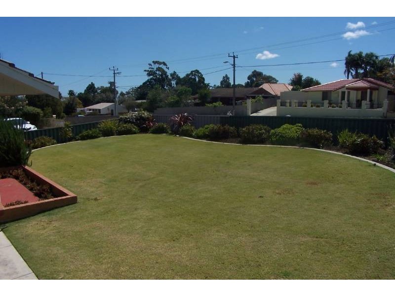 28B Templeton Crescent, Girrawheen WA 6064