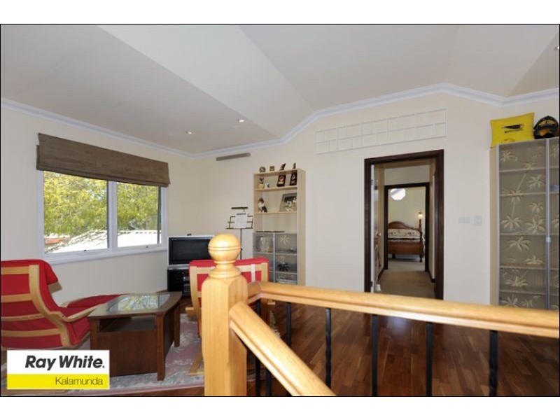 62 Chislehurst Road, Lesmurdie WA 6076