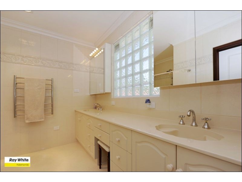 62 Chislehurst Road, Lesmurdie WA 6076