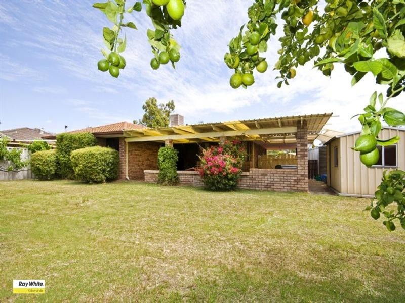 25 Lorikeet Loop, High Wycombe WA 6057