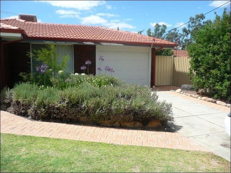 46 Carissa Way, Forrestfield WA 6058