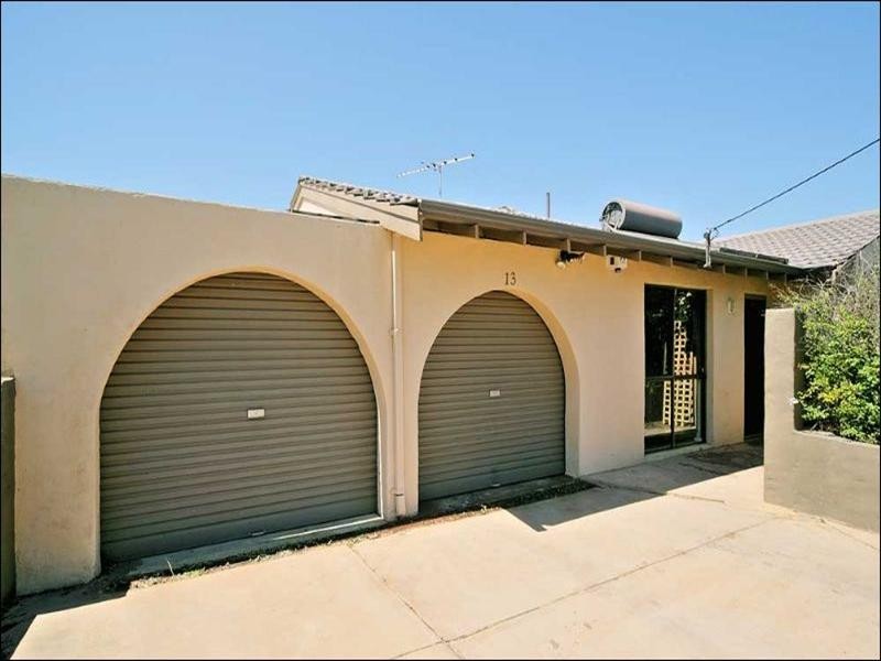 13 Hibiscus Drive, Forrestfield WA 6058