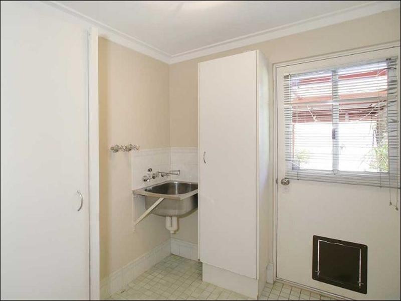 13 Hibiscus Drive, Forrestfield WA 6058