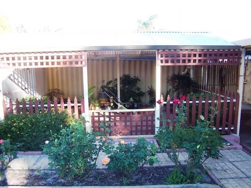 24 Koongee Cross, High Wycombe WA 6057