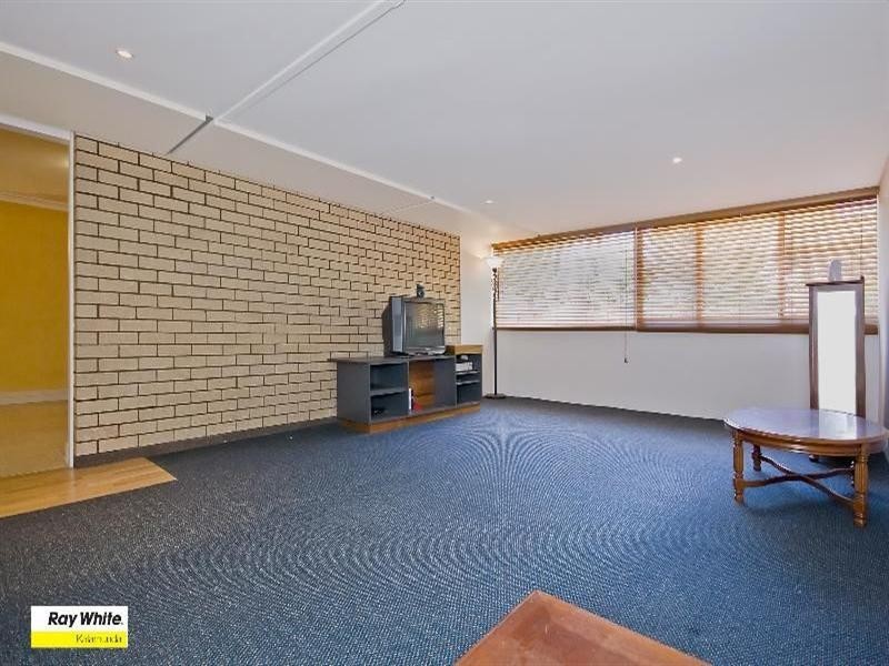 8 Keats Road, Gooseberry Hill WA 6076