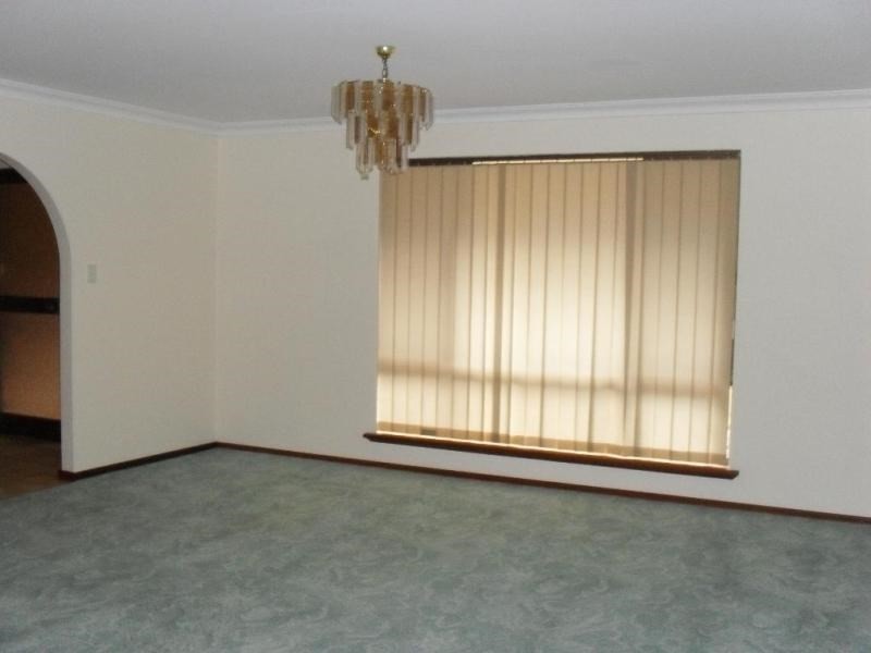 90 Williams Street, Gooseberry Hill WA 6076