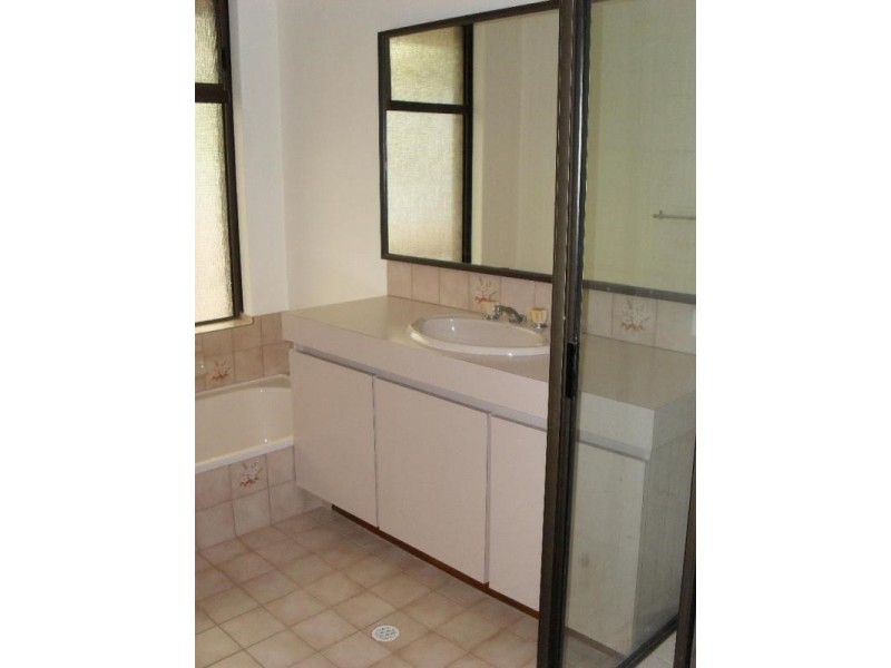 90 Williams Street, Gooseberry Hill WA 6076