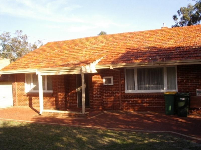 67 Temby Avenue, Kalamunda WA 6076