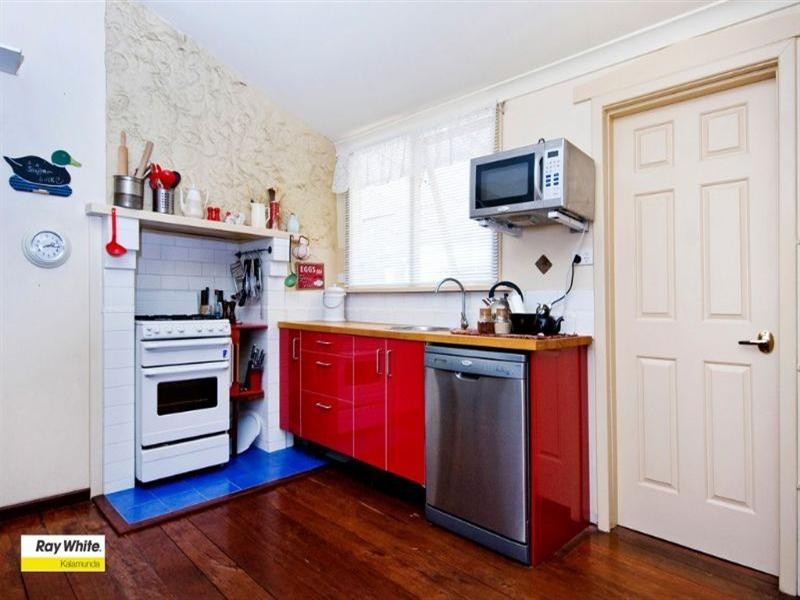 12 Sampson Road, Kalamunda WA 6076