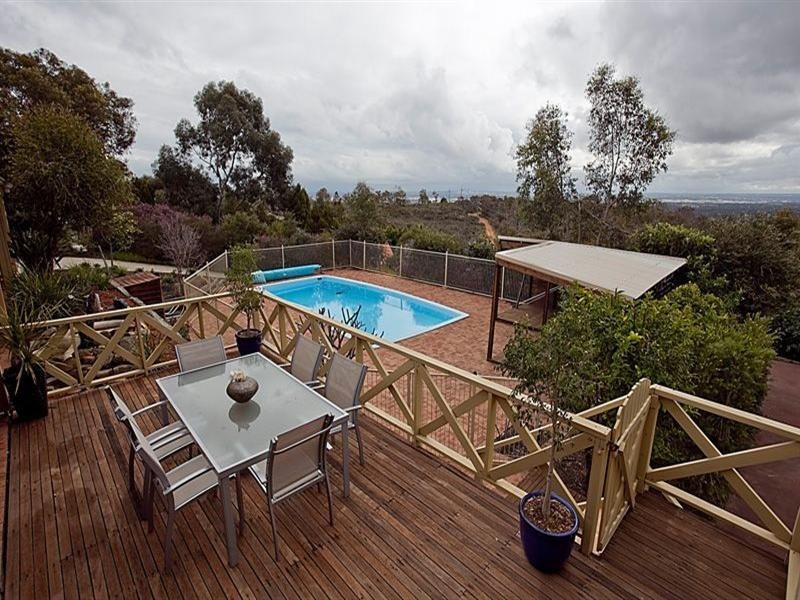 38 Panoramic Terrace, Kalamunda WA 6076