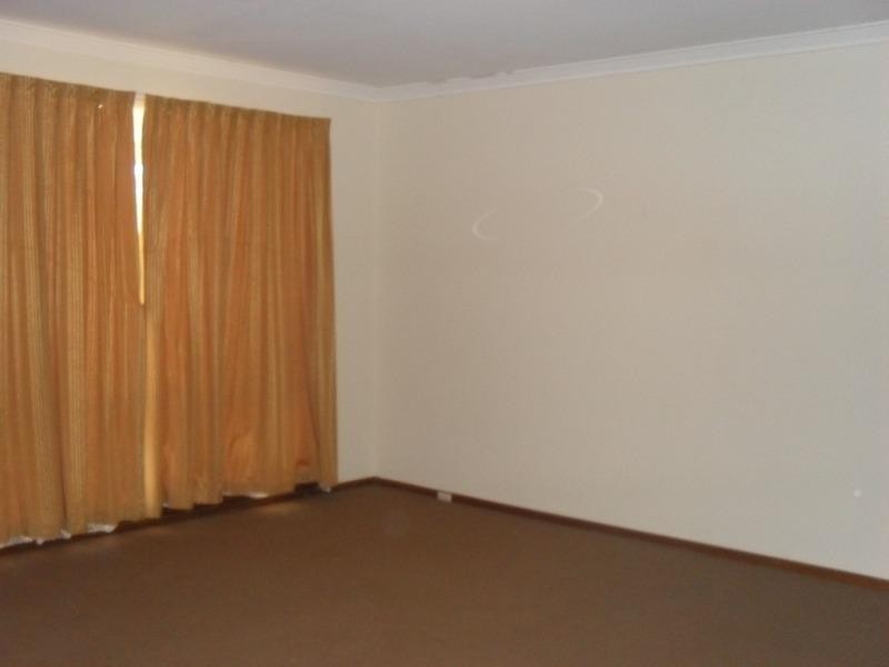 17 Banksia Road, Walliston WA 6076