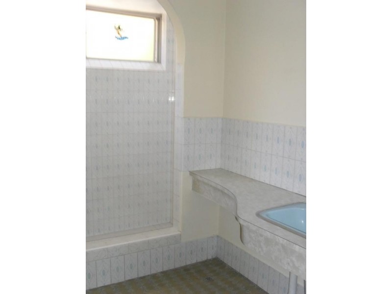 17 Banksia Road, Walliston WA 6076