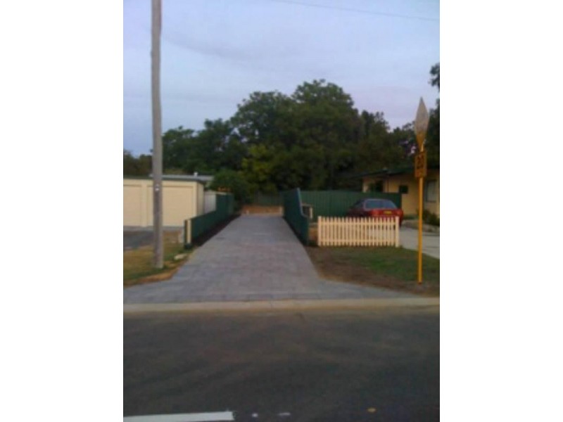 15 Cumberland Road, Forrestfield WA 6058