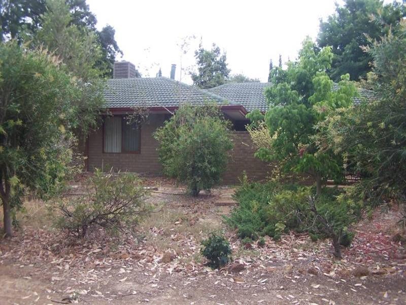 1 Brigalow Way, Lesmurdie WA 6076