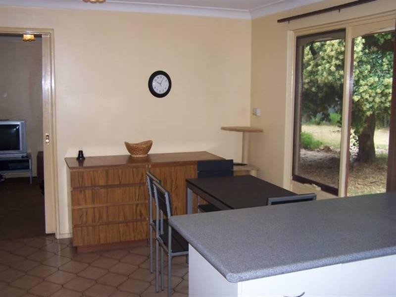 1 Brigalow Way, Lesmurdie WA 6076