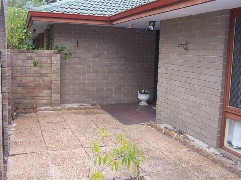 1 Brigalow Way, Lesmurdie WA 6076