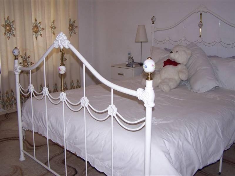 1 Brigalow Way, Lesmurdie WA 6076