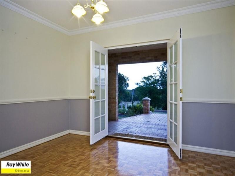 35 Maud Road, Maida Vale WA 6057