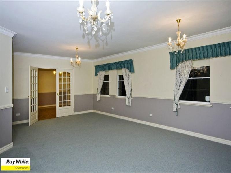 35 Maud Road, Maida Vale WA 6057