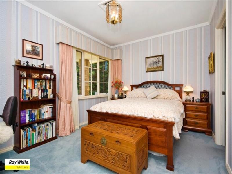 52 Yorna Road, Kalamunda WA 6076