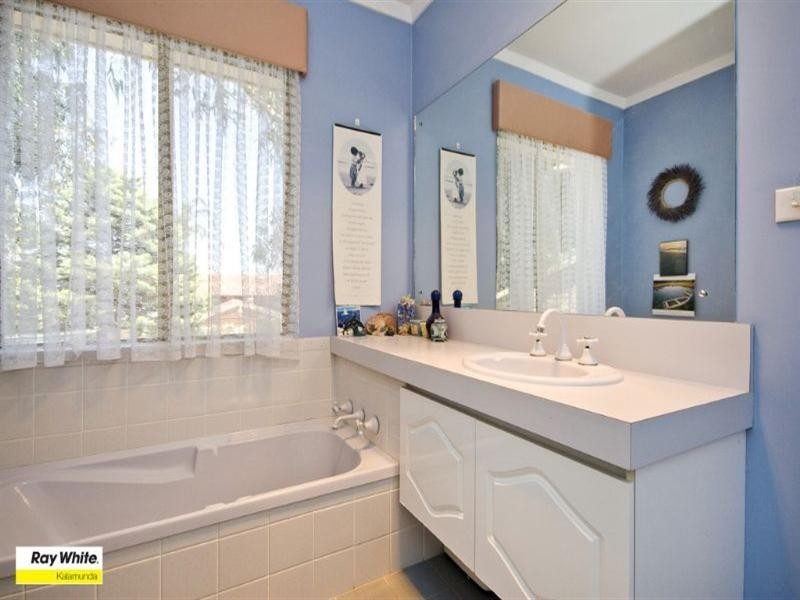 52 Yorna Road, Kalamunda WA 6076