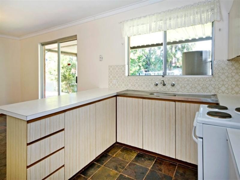 83 Grove Road, Lesmurdie WA 6076