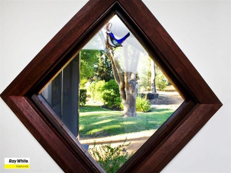 97 Lesmurdie Road, Lesmurdie WA 6076