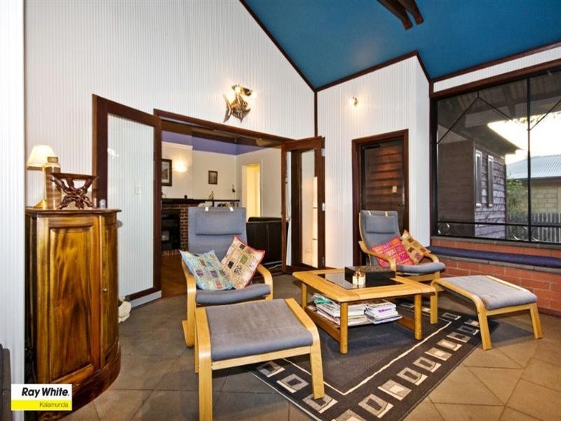 97 Lesmurdie Road, Lesmurdie WA 6076