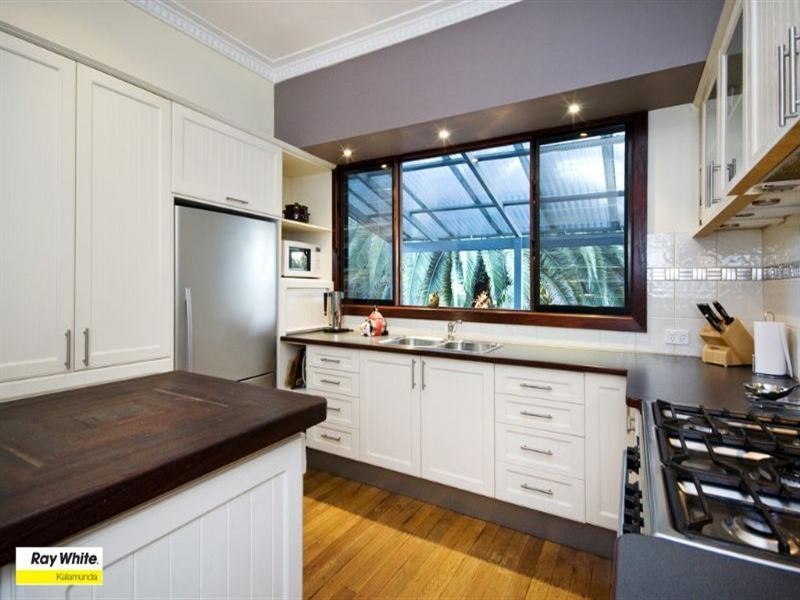 97 Lesmurdie Road, Lesmurdie WA 6076