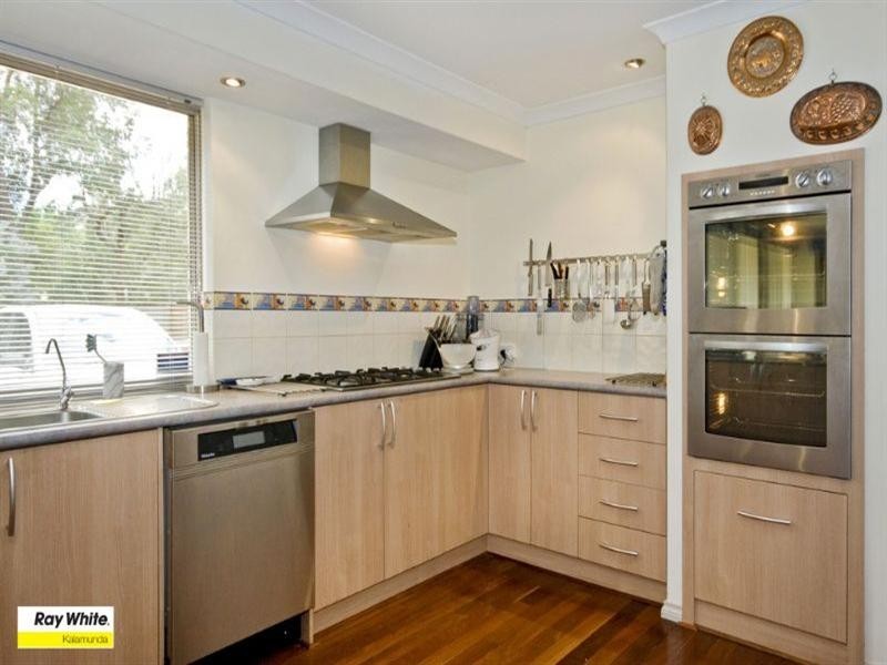 31 Watsonia Road, Gooseberry Hill WA 6076