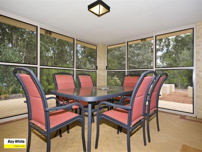 31 Watsonia Road, Gooseberry Hill WA 6076