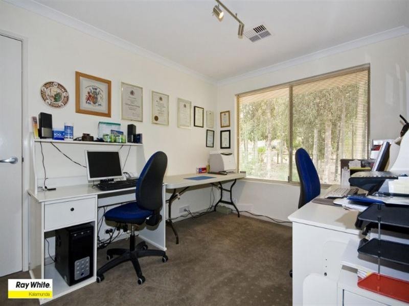 31 Watsonia Road, Gooseberry Hill WA 6076